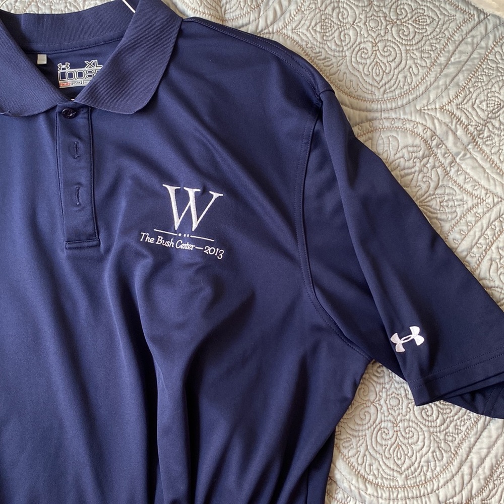 UNDER ARMOUR Heat Gear Loose W The Bush Center 2013 Golf Performance Polo Shirt